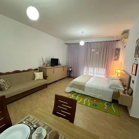 Of Shpresa Apartment Vlore
