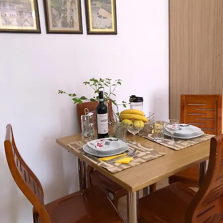 Of Shpresa Apartment *